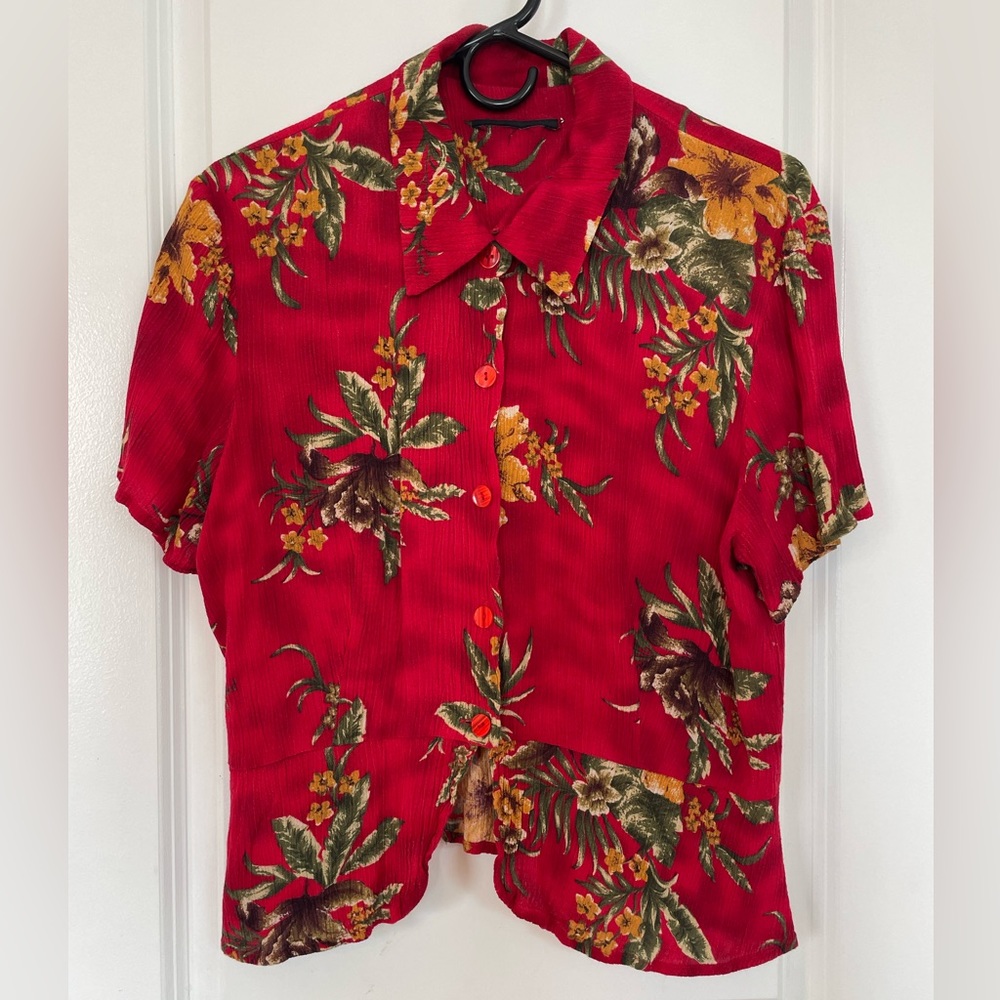 VINTAGE Floral Cropped Button-Down